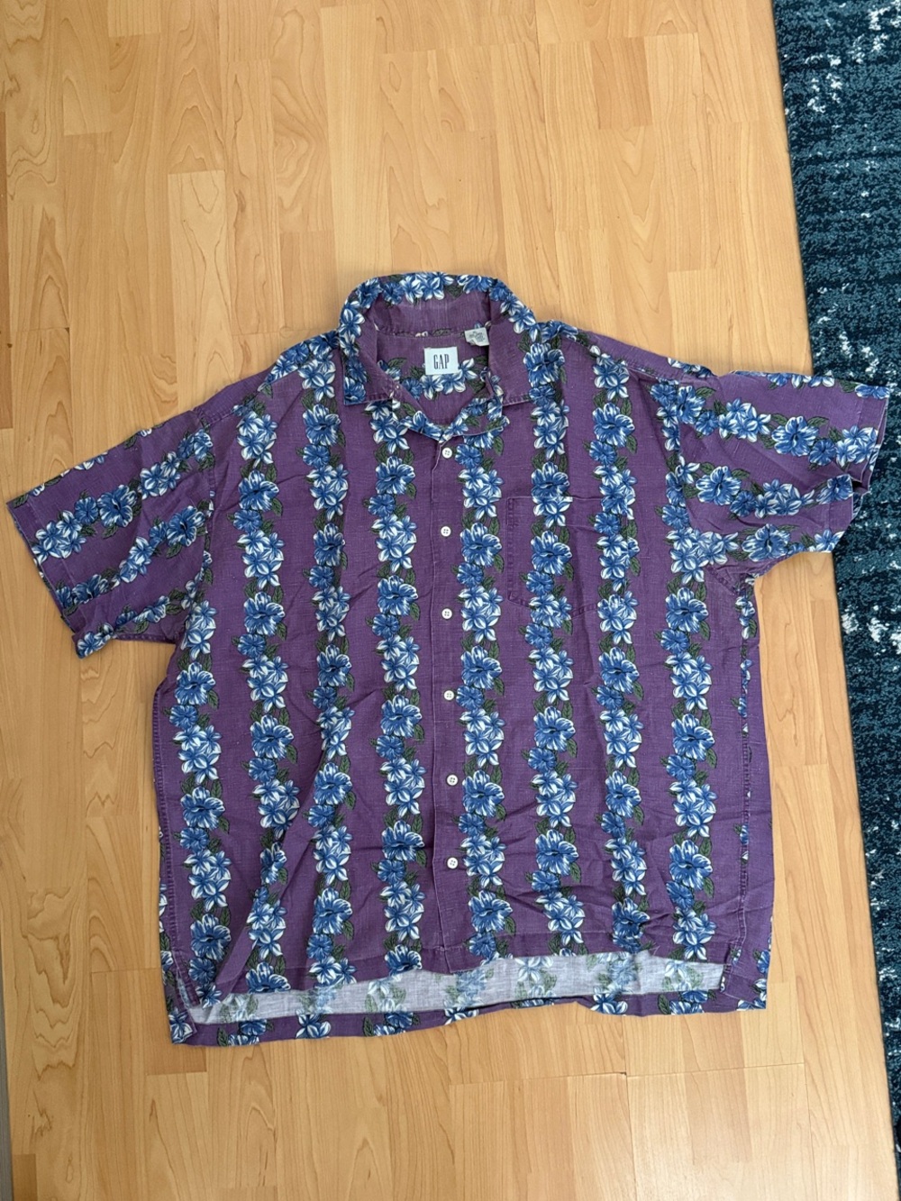 GAP Purple & Blue Floral Short Sleeve Button-Down Shirt